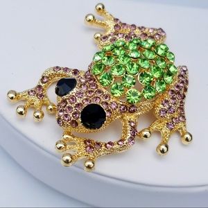 NWT Gorgeous Betsey Johnson Rhinestone Frog Brooch